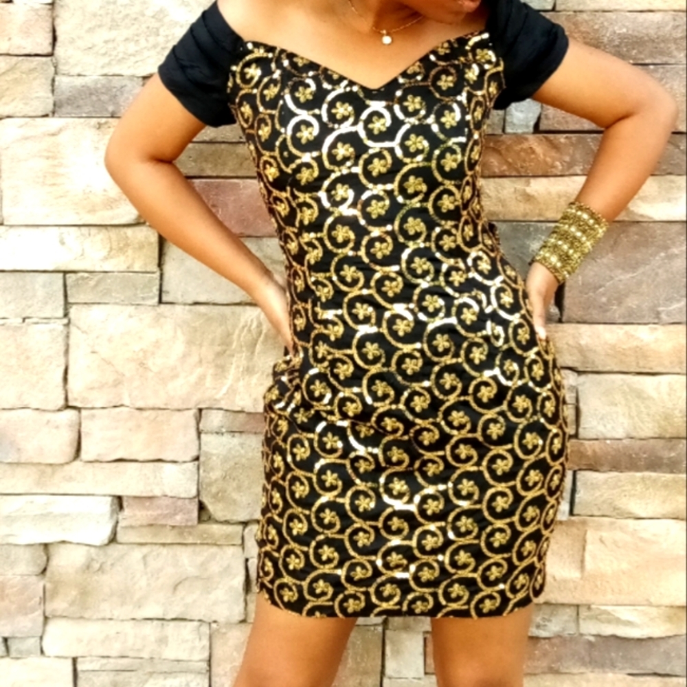 Elegant Black And Gold Sequin Dress